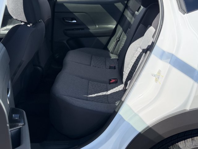 New 2027 Nissan Kicks SV w/ SV Premium Package FWD image 23