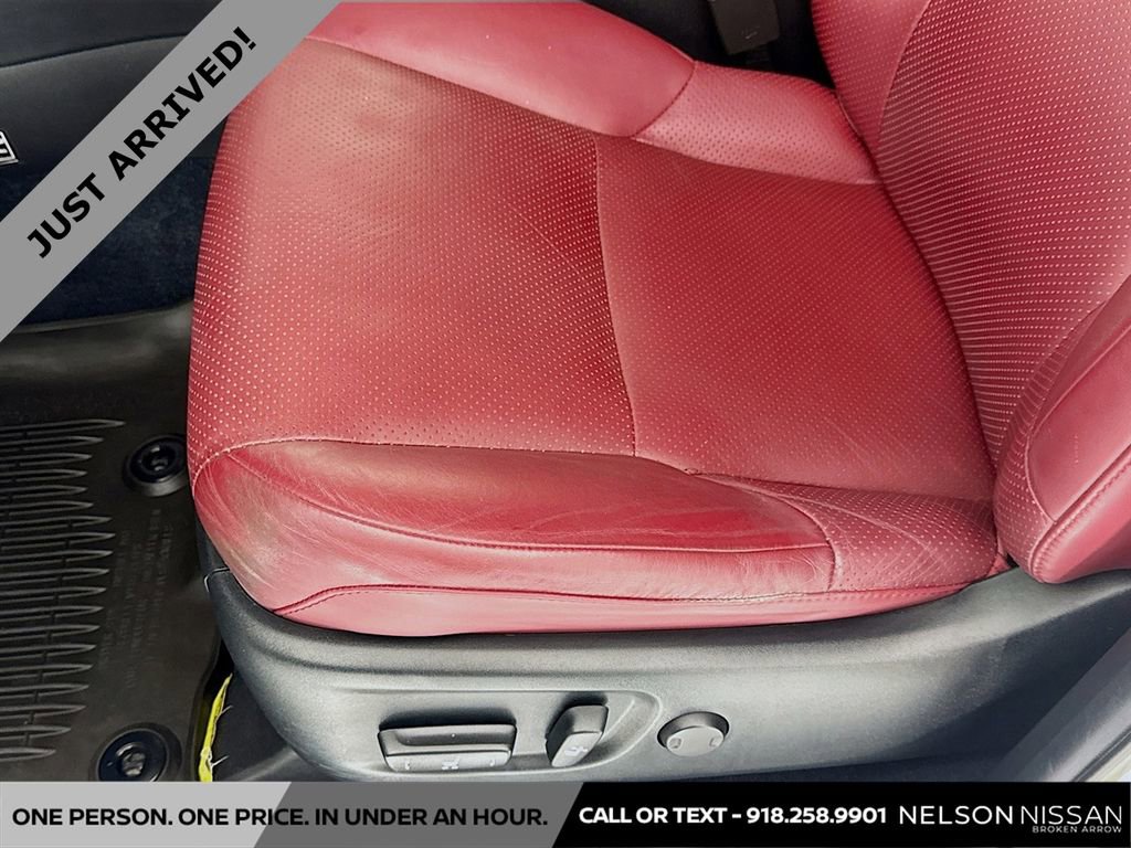 Used 2022 Lexus GX 460 Luxury w/ Sport Design Package image 19