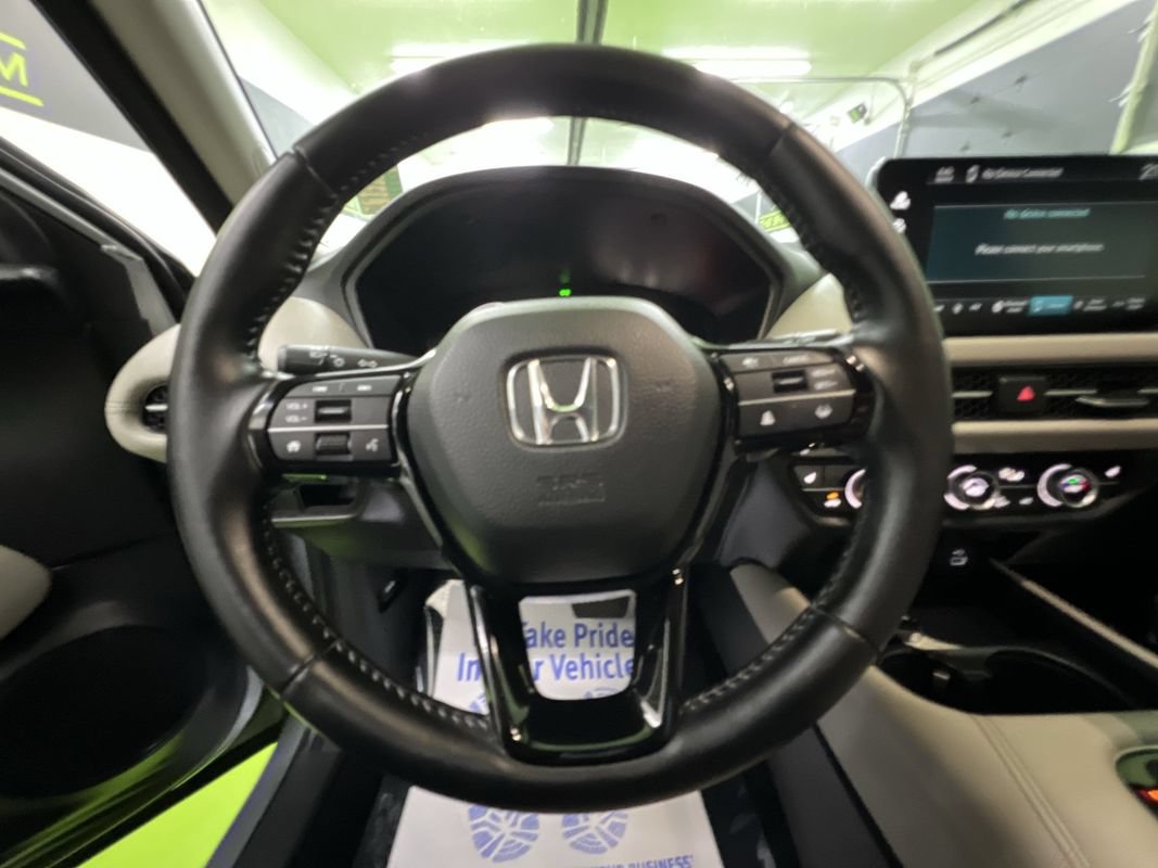 Used 2025 Honda HR-V EX-L image 18