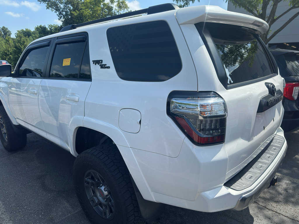 Used 2018 Toyota 4Runner TRD Off-Road Premium w/ TRD Performance Package AWD/4WD image 4