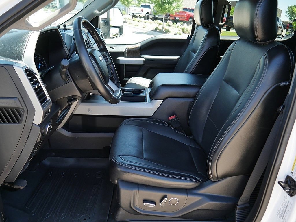 Used 2018 Ford F350 Lariat w/ Chrome Package AWD/4WD image 11