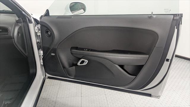 Used 2023 Dodge Challenger R/T image 17