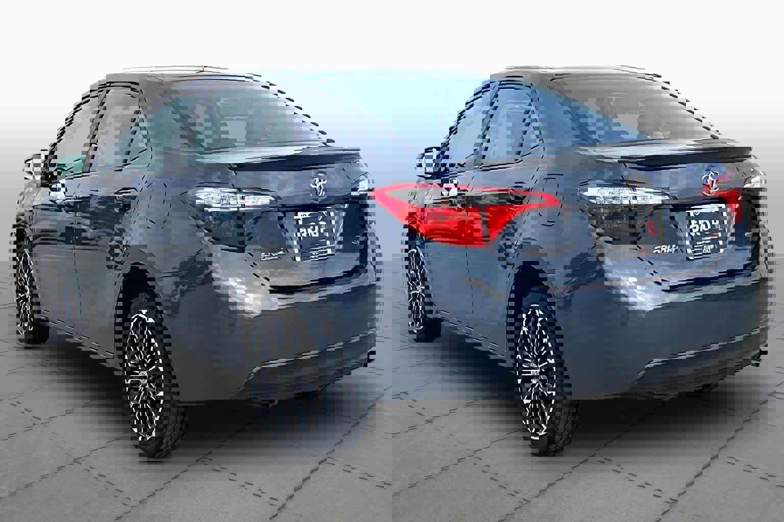 Used 2016 Toyota Corolla S image 12