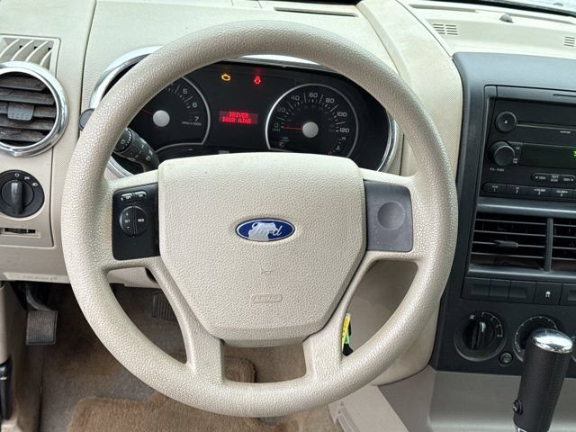 Used 2006 Ford Explorer XLS RWD image 18