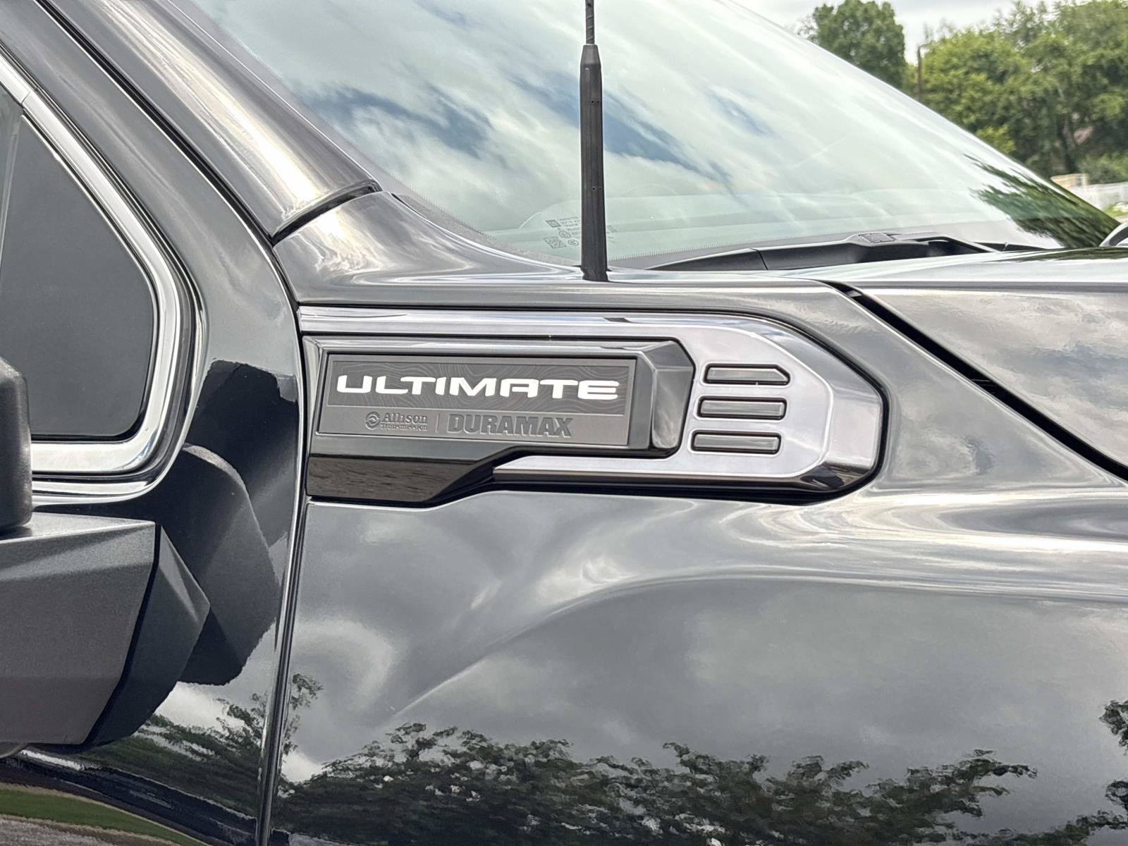 Used 2026 GMC Sierra 2500 Denali Ultimate AWD/4WD image 11