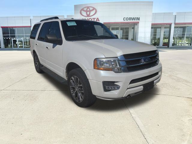 Used 2017 Ford Expedition XLT w/ Equipment Group 202A AWD/4WD image 35