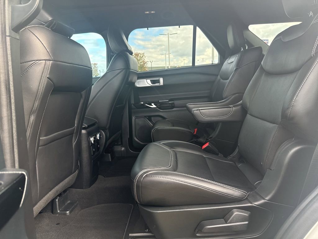 Certified 2024 Ford Explorer ST w/ Equipment Group 401A image 36
