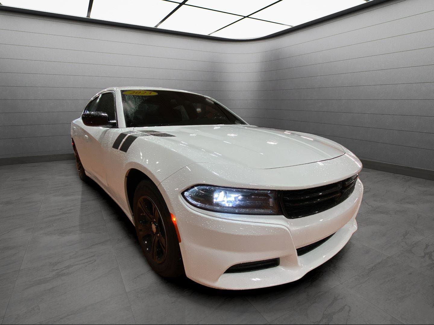 Used 2023 Dodge Charger SXT image 28