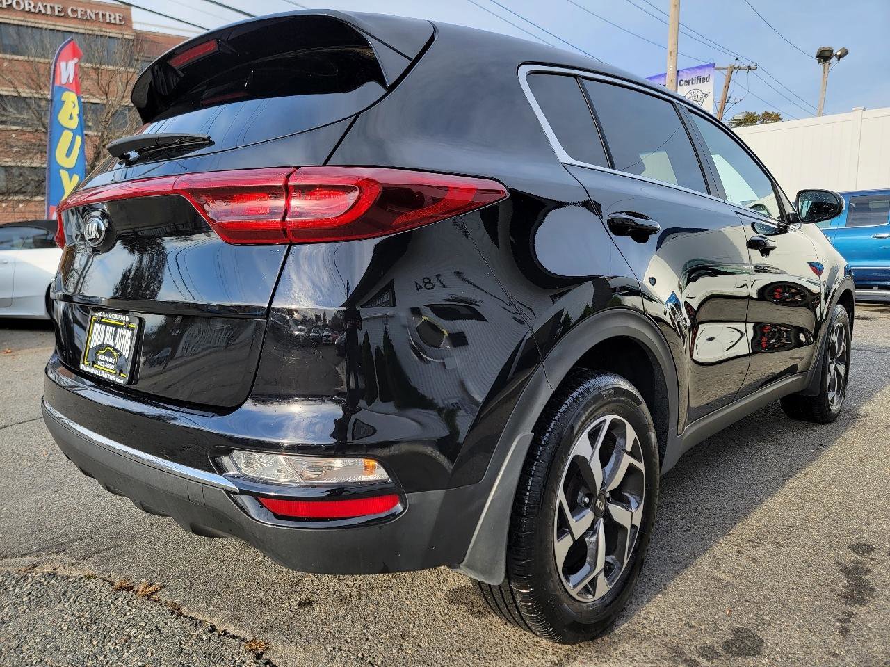 Used 2020 Kia Sportage LX image 5