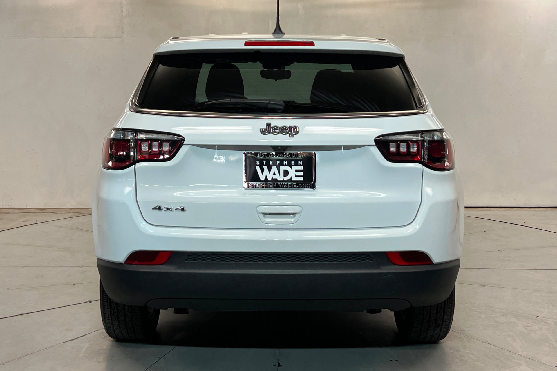 Used 2025 Jeep Compass Sport AWD/4WD image 5