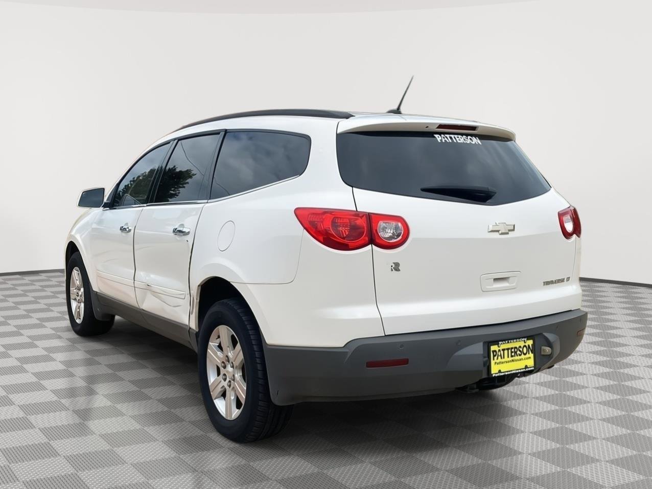 Used 2012 Chevrolet Traverse LT FWD image 7