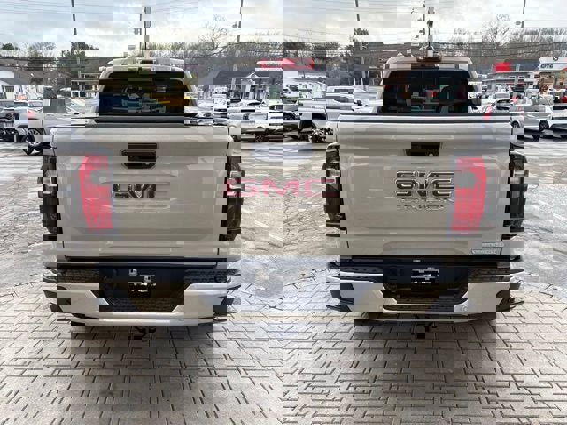 New 2026 GMC Canyon Elevation w/ Convenience Package image 10