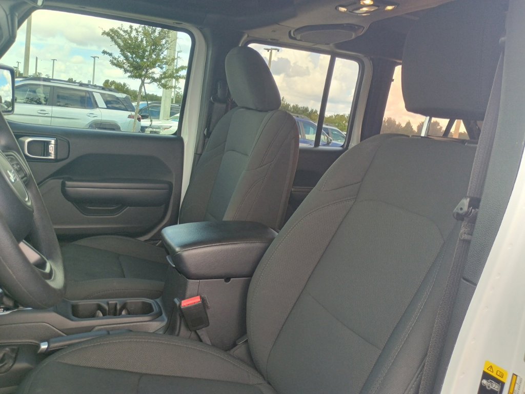 Used 2021 Jeep Wrangler Unlimited Sport AWD/4WD image 14