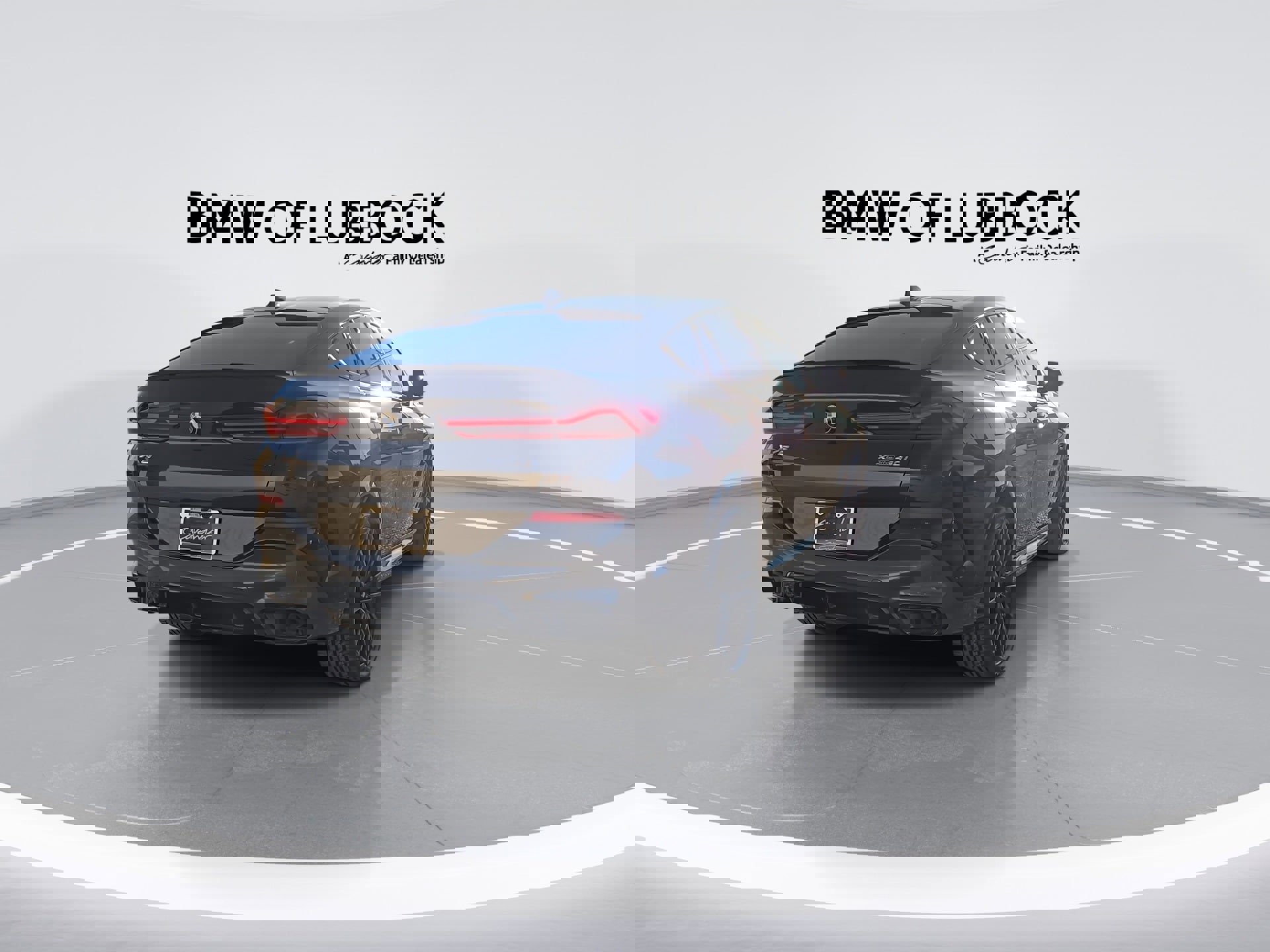 Used 2022 BMW X6 xDrive40i w/ M Sport Package image 8