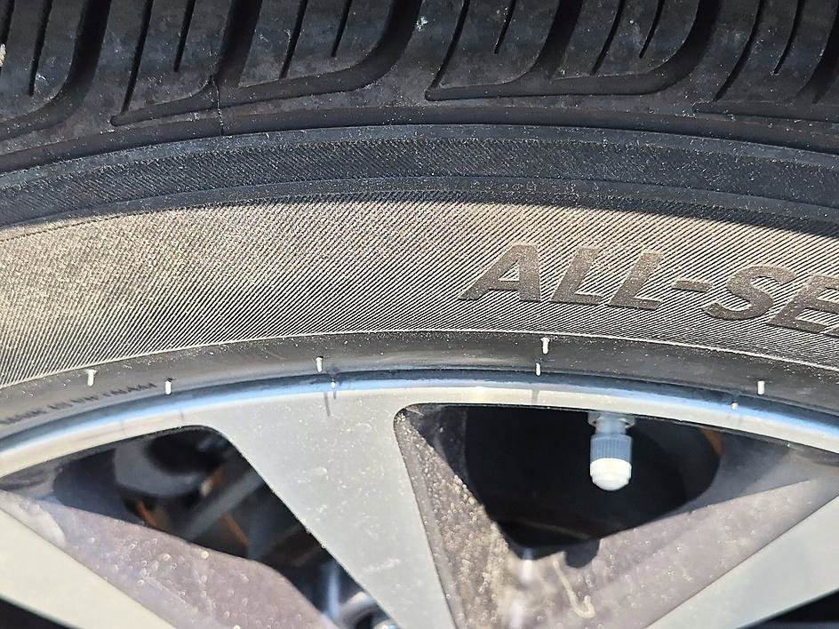 Used 2017 Nissan Altima 2.5 SV FWD image 11