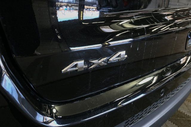 Used 2024 Jeep Compass Limited image 10