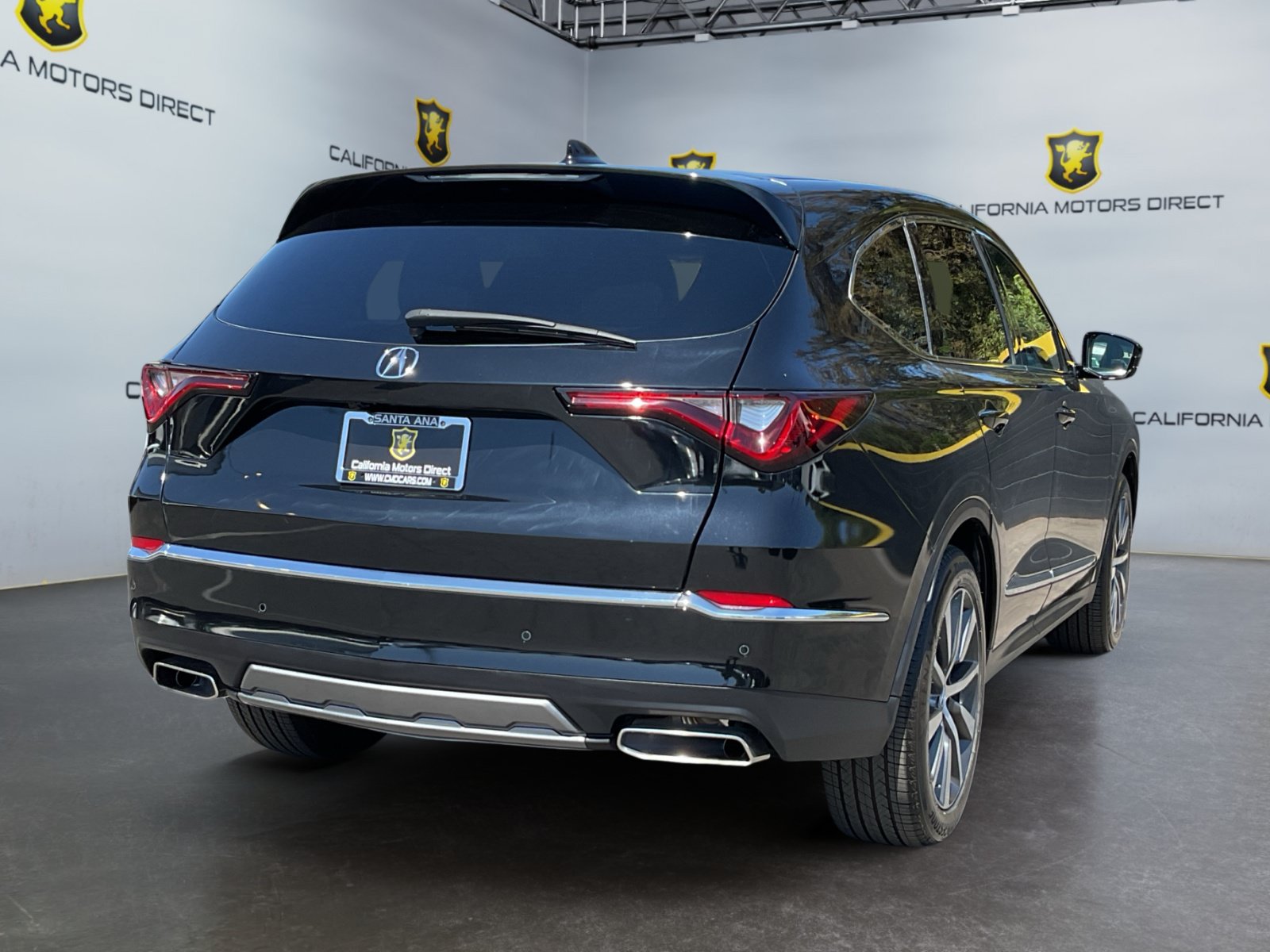 Used 2025 Acura MDX w/ Technology Package AWD/4WD image 5