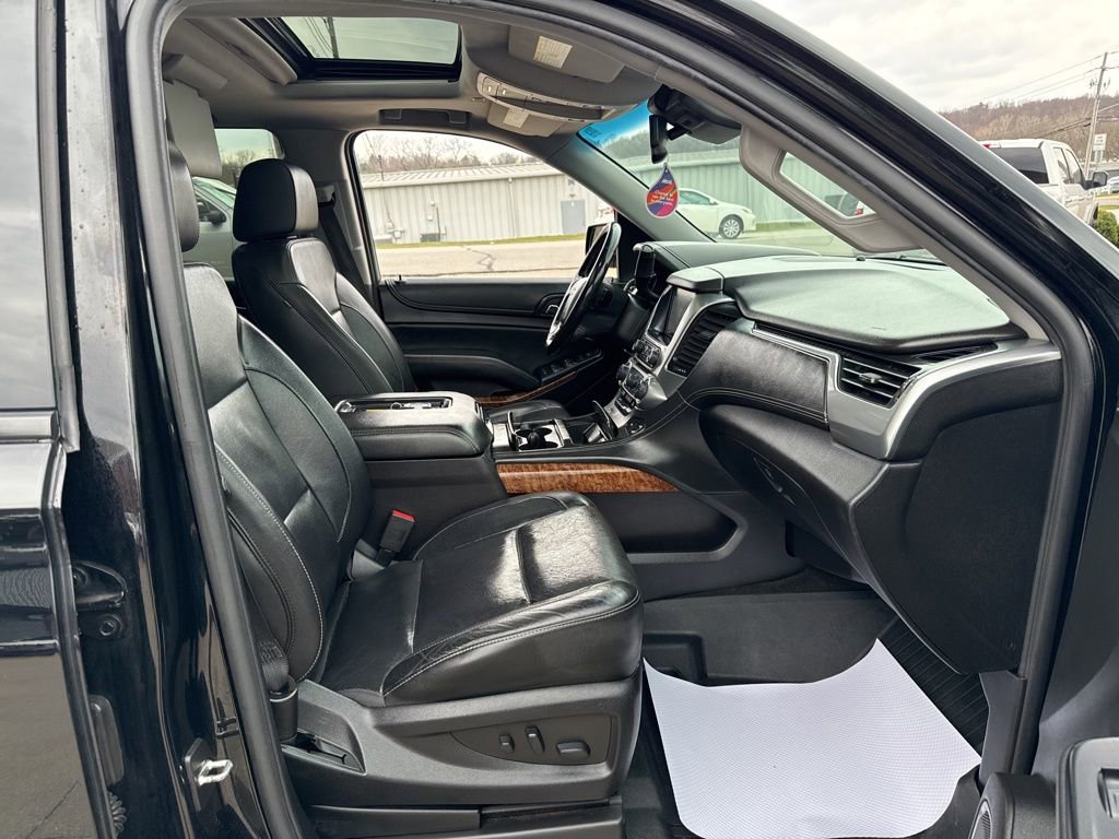 Used 2018 Chevrolet Suburban Premier AWD/4WD image 48