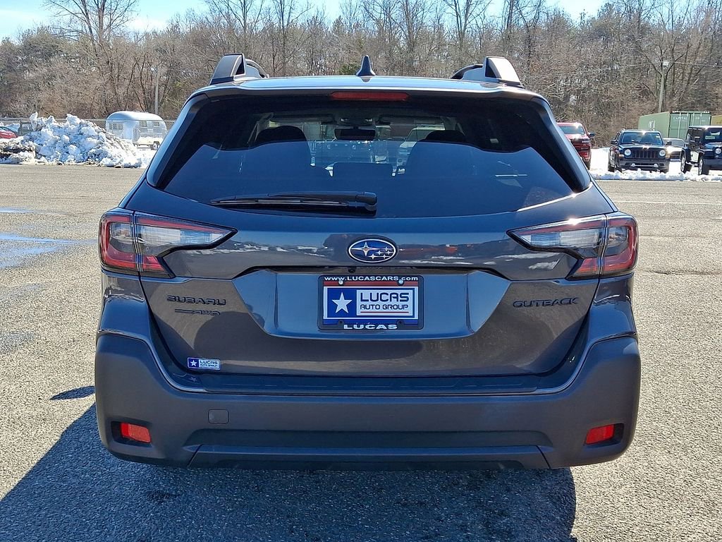 Used 2023 Subaru Outback Onyx Edition image 10