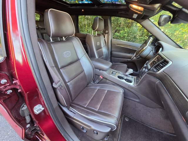Used 2018 Jeep Grand Cherokee Overland AWD/4WD image 23