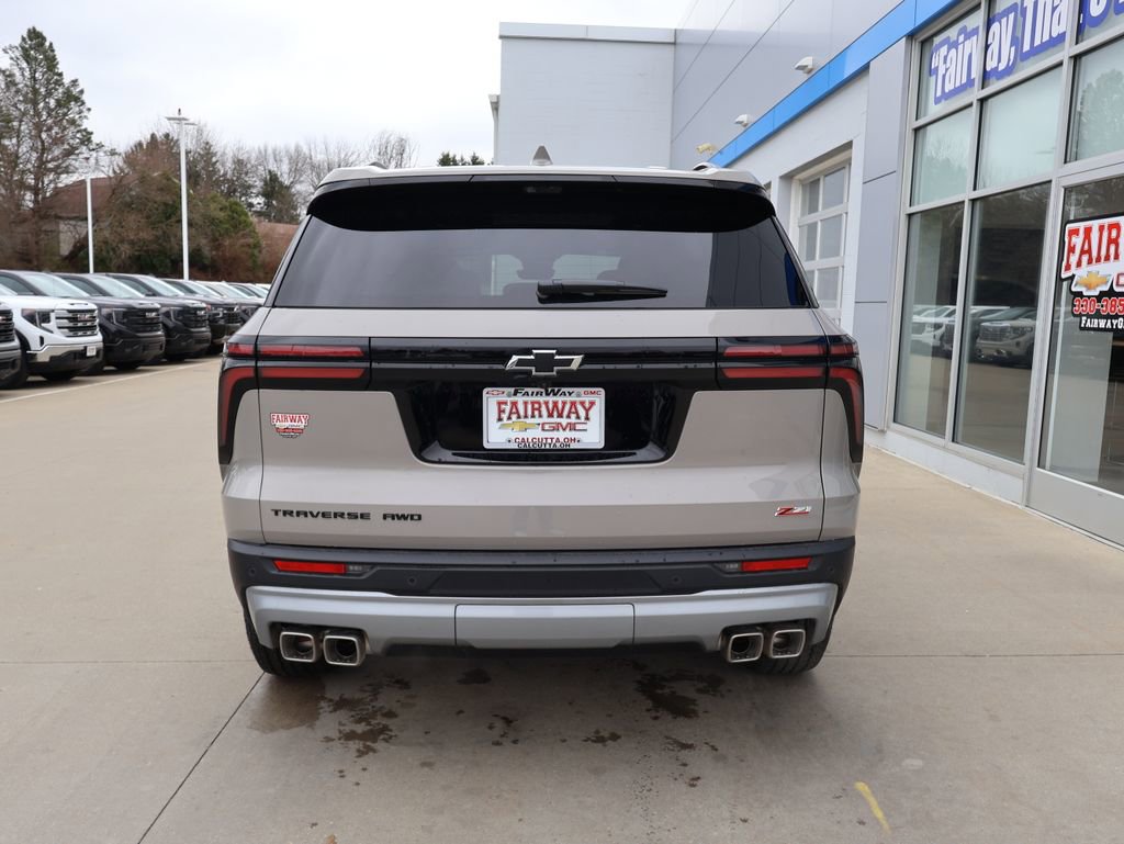 New 2026 Chevrolet Traverse Z71 w/ Enhanced Driving Package image 9