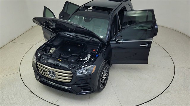 Used 2025 Mercedes-Benz GLS 450 4MATIC image 91