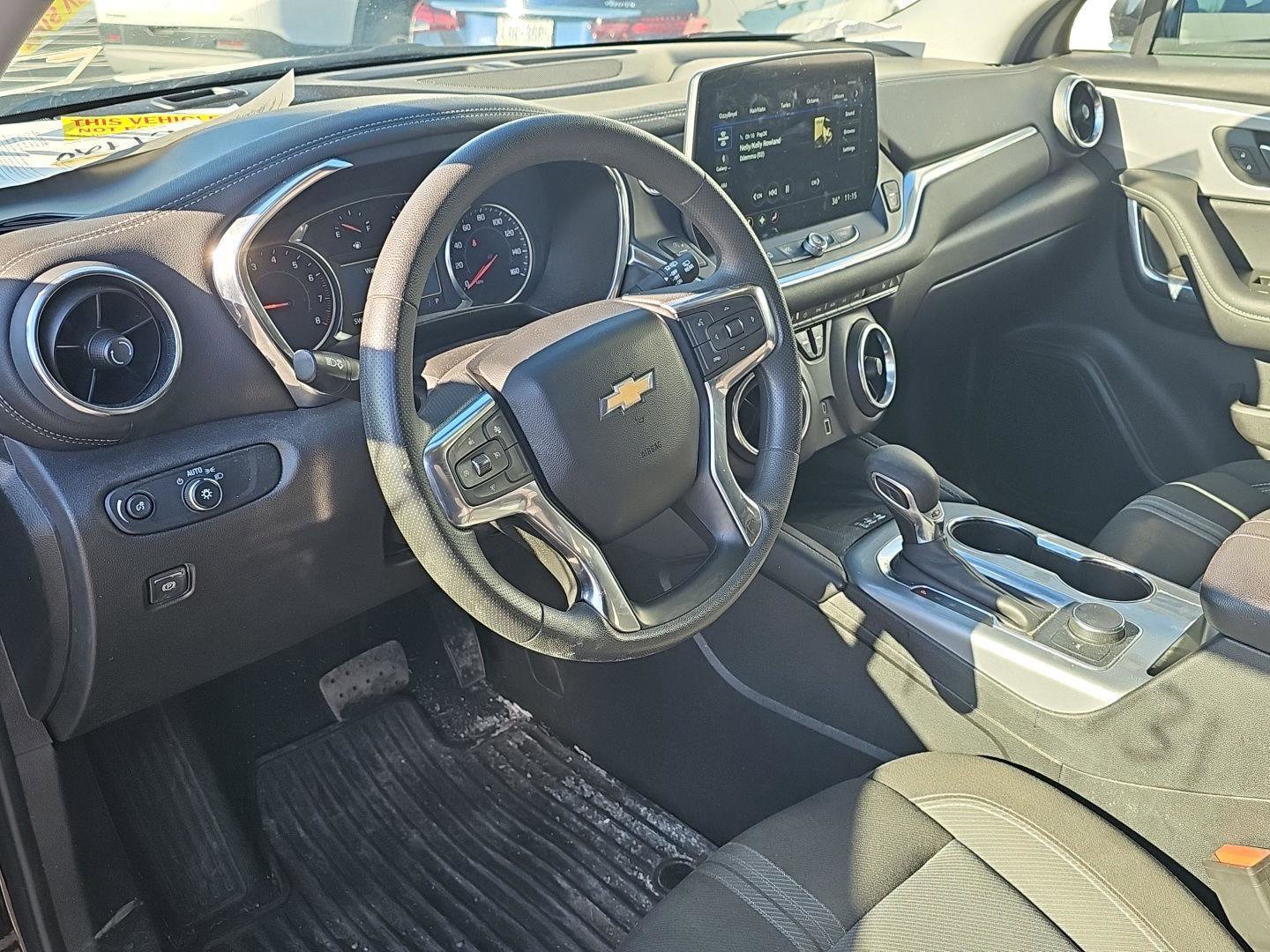 Certified 2024 Chevrolet Blazer LT w/ Convenience Package image 5