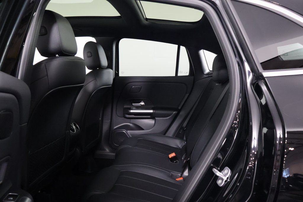 New 2026 Mercedes-Benz GLA 250 4MATIC image 6