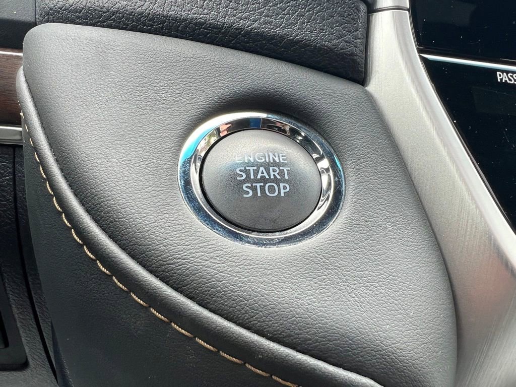 Certified 2020 Toyota Land Cruiser Heritage Edition AWD/4WD image 28