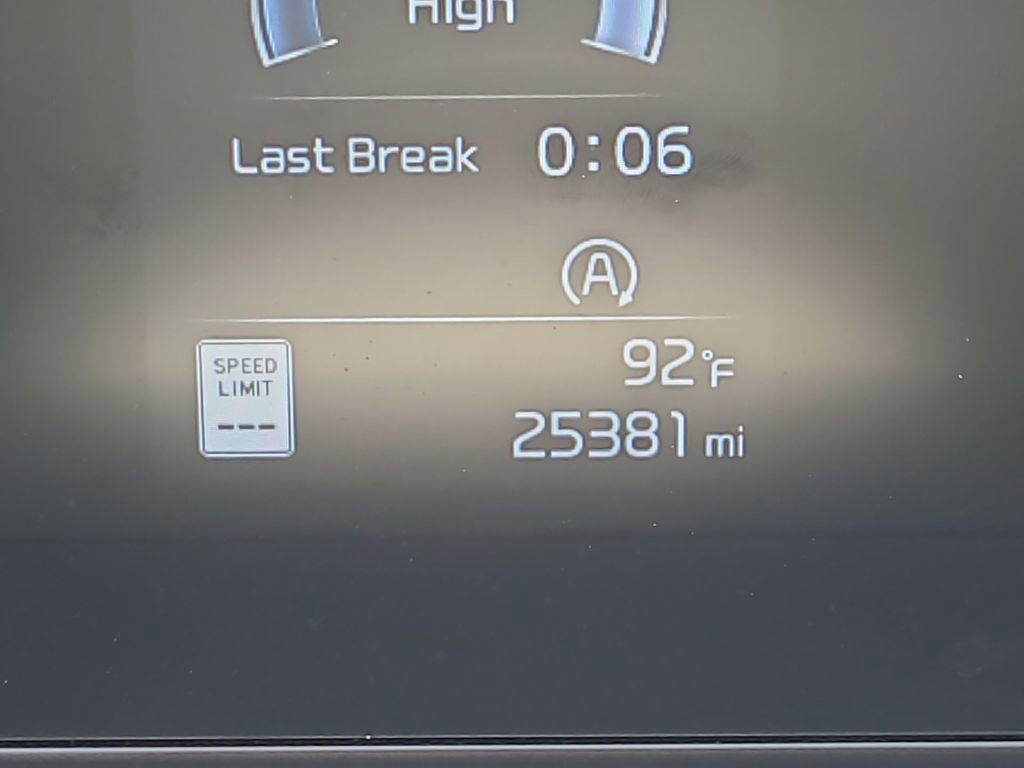 Used 2025 Kia Sportage LX FWD image 12