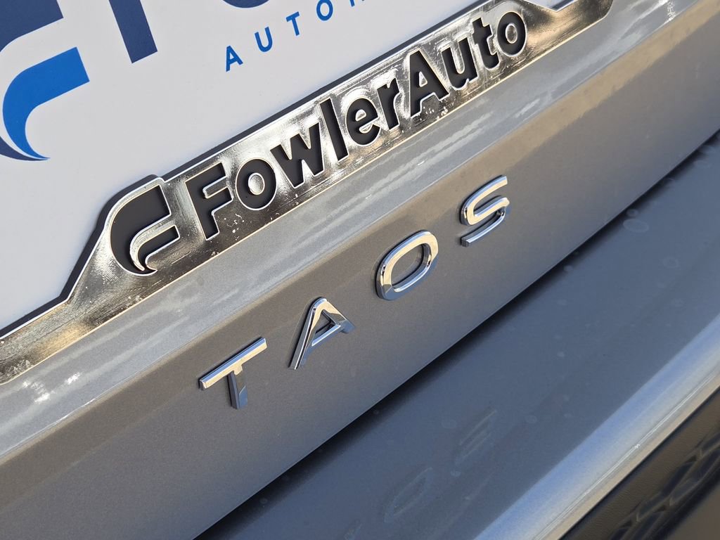 New 2026 Volkswagen Taos S image 8