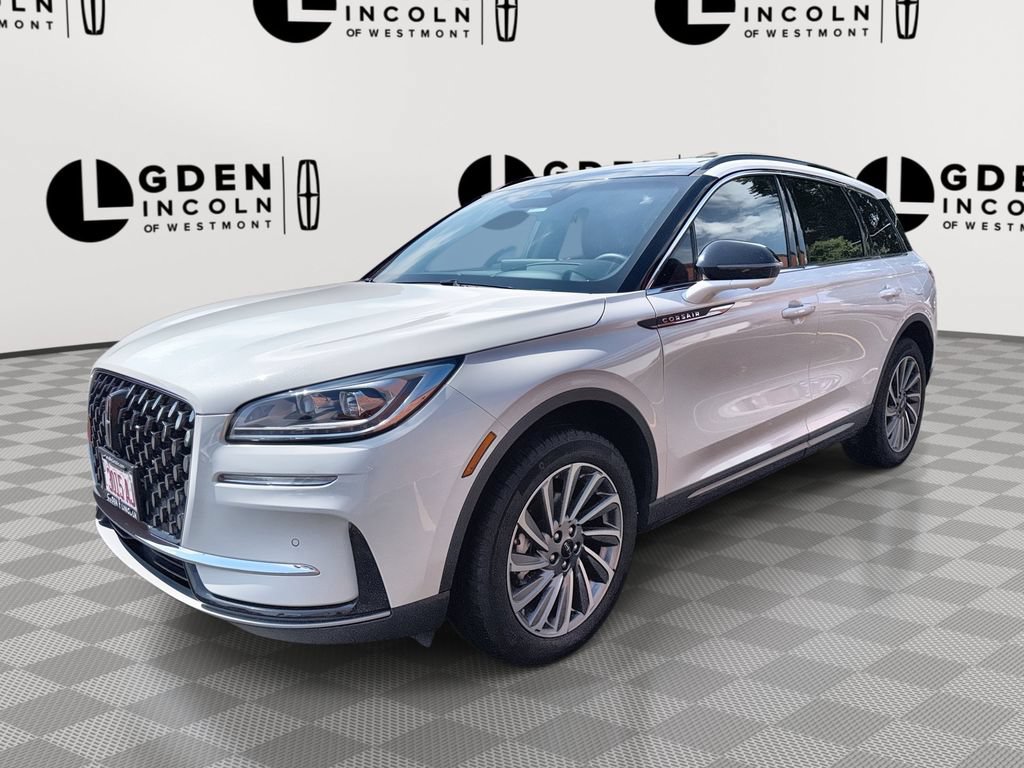Certified 2025 Lincoln Corsair Reserve w/ Equipment Group 202A AWD/4WD image 1