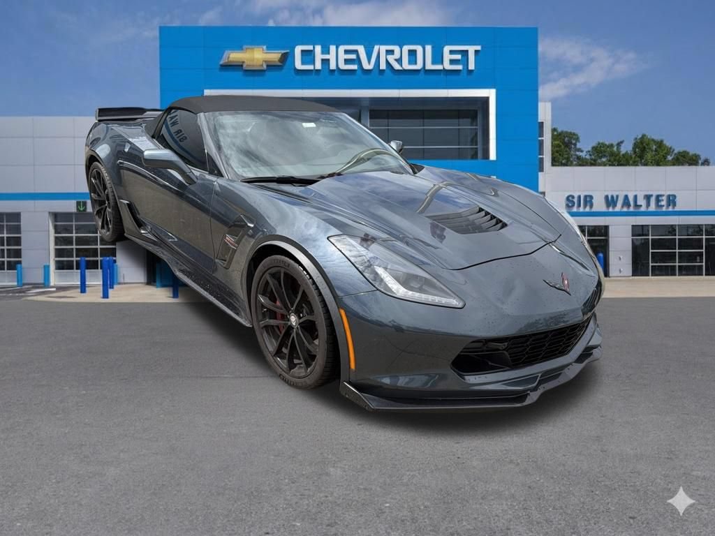 Used 2019 Chevrolet Corvette Grand Sport RWD image 2