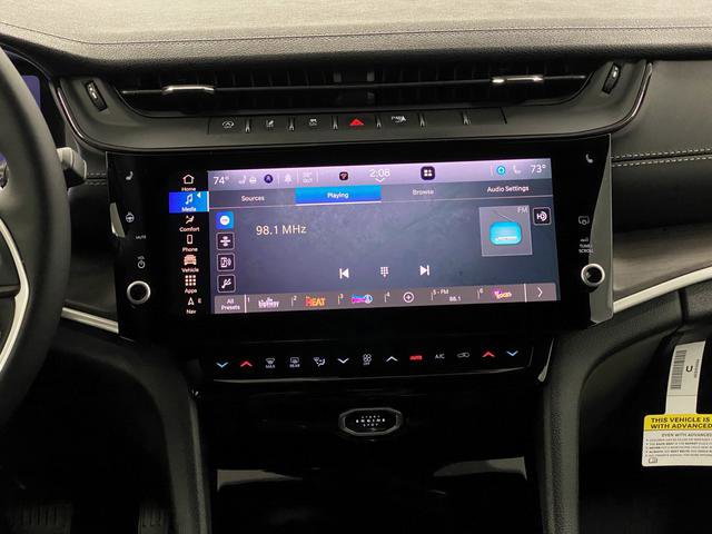 New 2026 Jeep Grand Cherokee Altitude image 9
