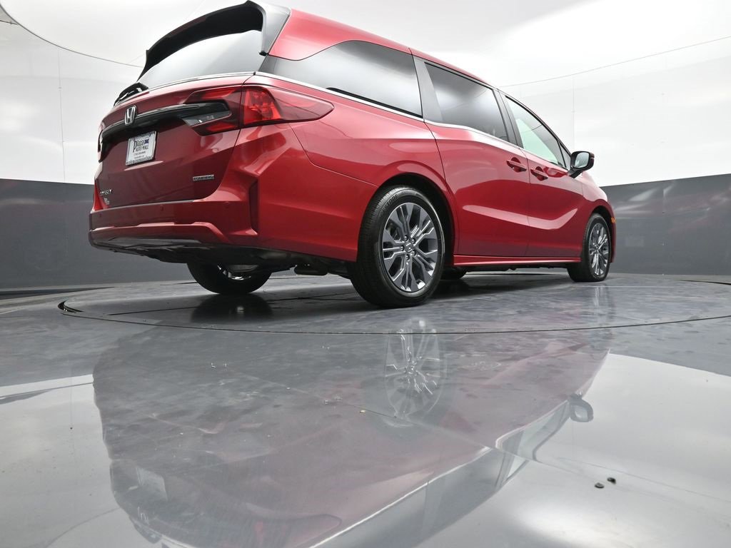 Certified 2025 Honda Odyssey Touring image 33