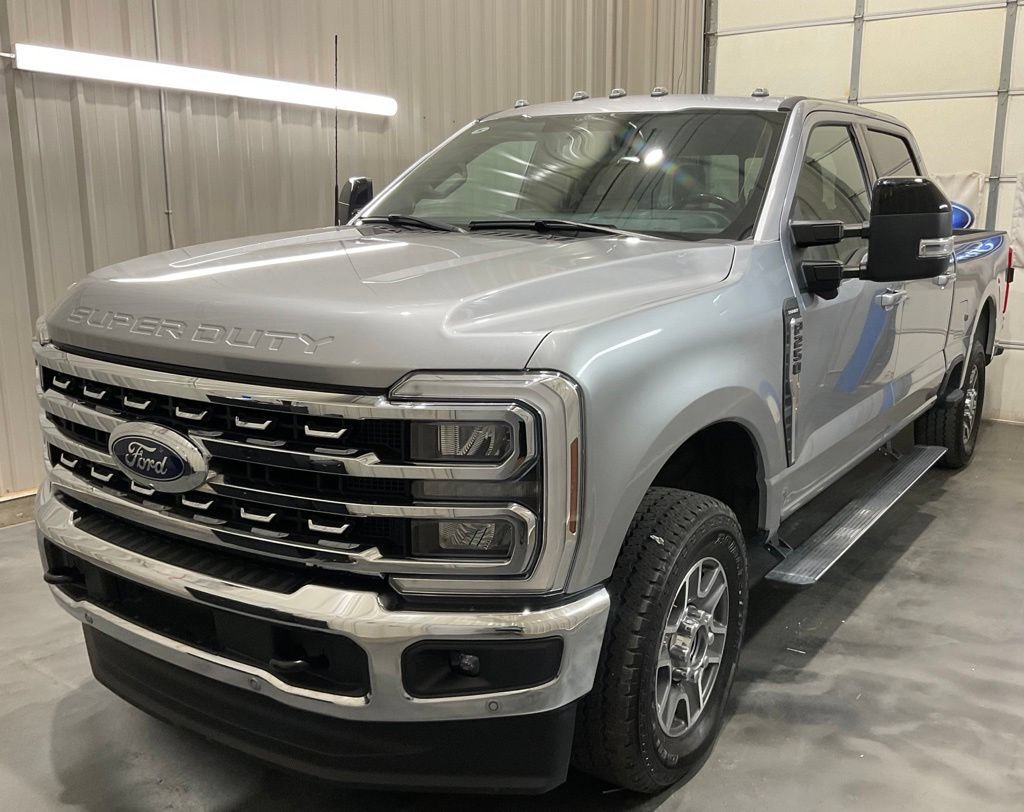 Used 2024 Ford F250 Lariat w/ Lariat Ultimate Package AWD/4WD image 3
