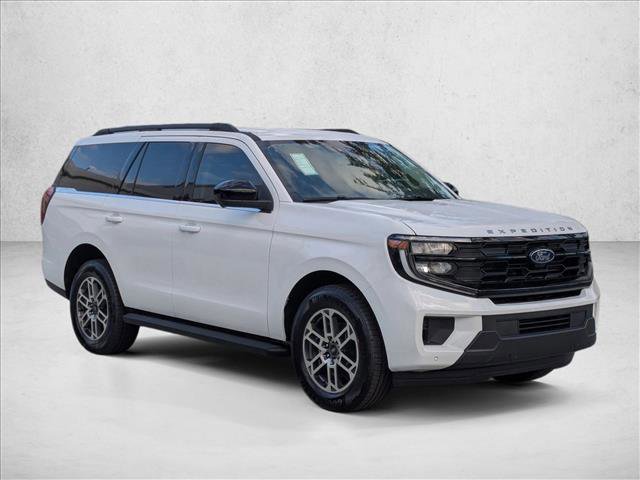 New 2026 Ford Expedition Active image 6