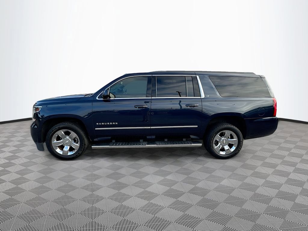 Used 2017 Chevrolet Suburban LT w/ LT Signature Package image 7
