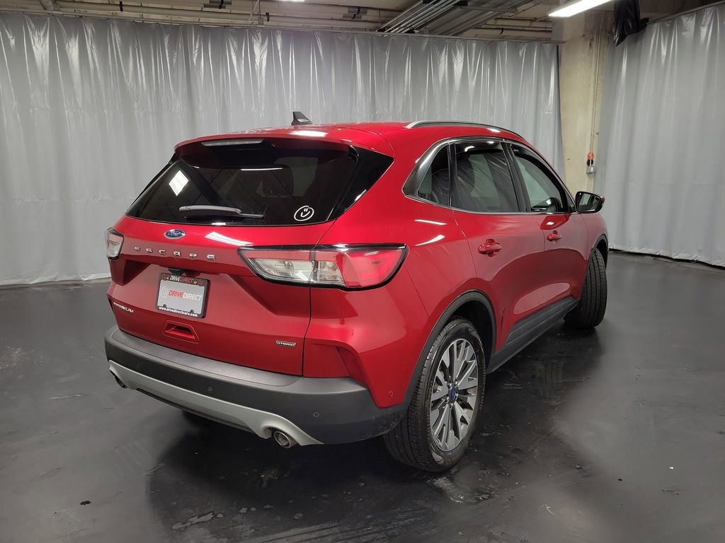 Used 2020 Ford Escape Titanium image 8