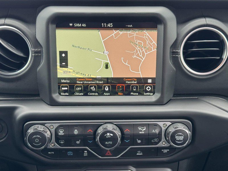 Used 2022 Jeep Wrangler Unlimited Sahara w/ Cold Weather Group image 13