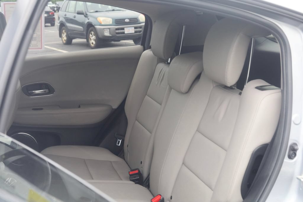 Used 2017 Honda HR-V EX-L image 33