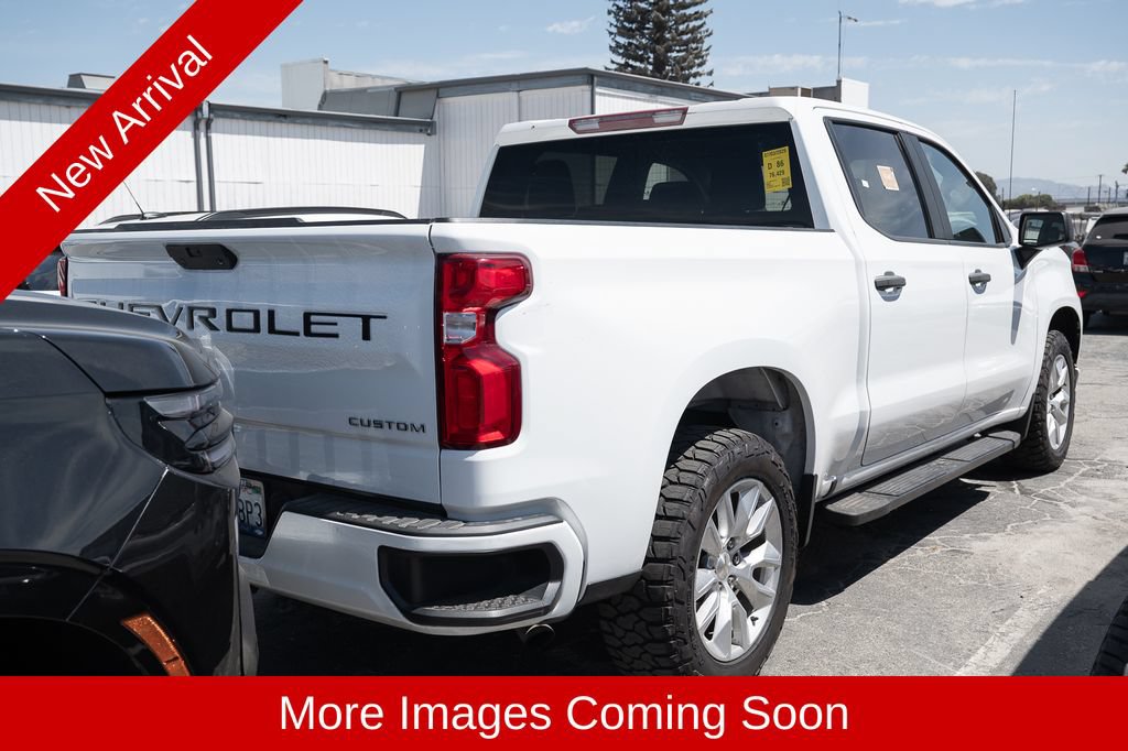 Used 2022 Chevrolet Silverado 1500 Custom w/ Safety Confidence Package RWD image 3