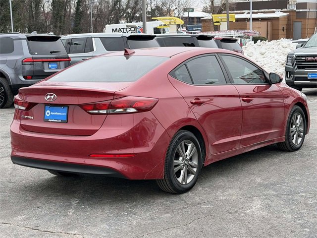 Used 2017 Hyundai Elantra SE image 2