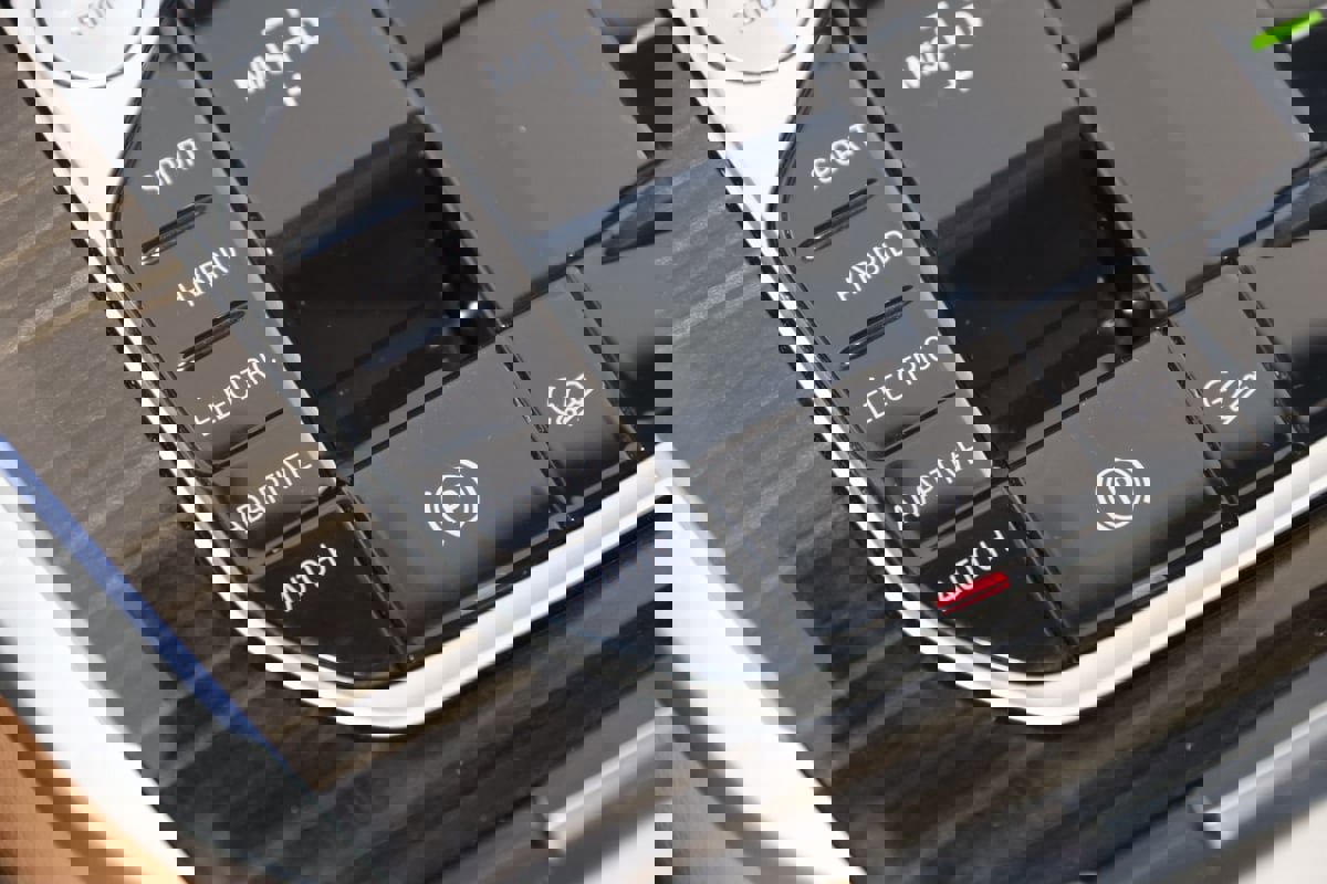 Used 2023 BMW X5 xDrive45e w/ M Sport Package image 31