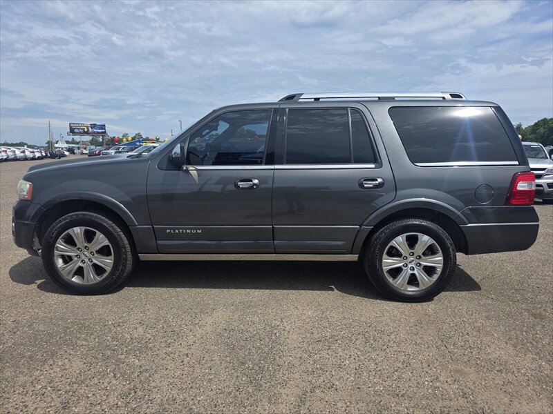 Used 2015 Ford Expedition Platinum AWD/4WD image 6