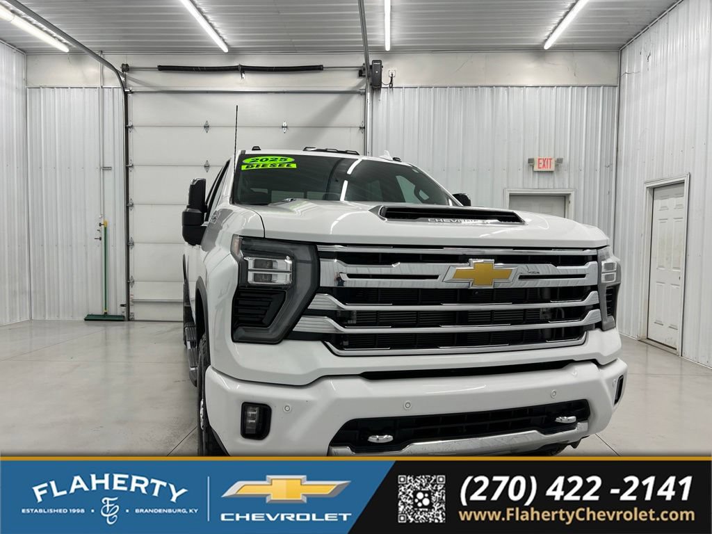 Used 2025 Chevrolet Silverado 2500 High Country w/ High Country Premium Package AWD/4WD 360° Tour
