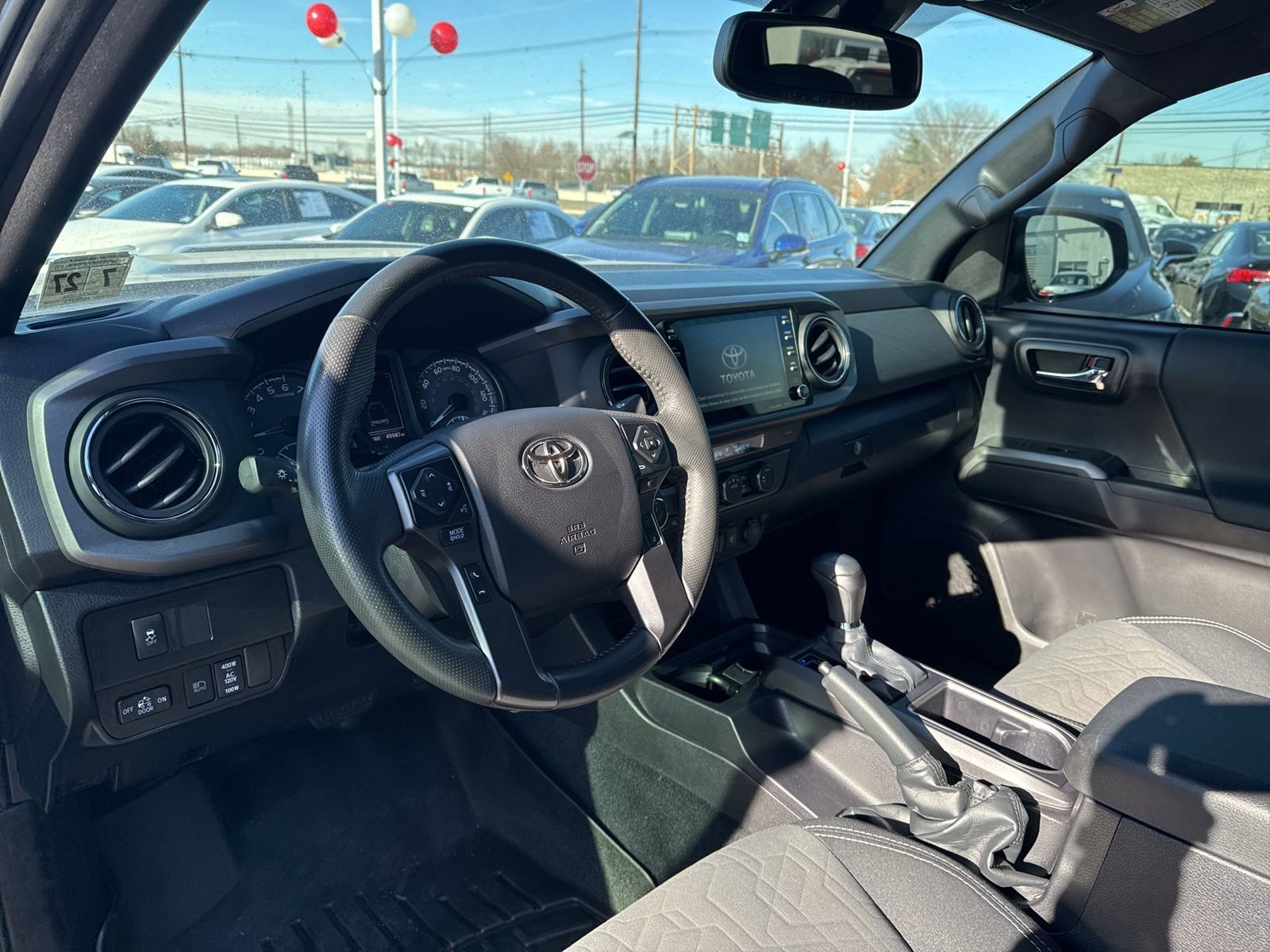 Used 2022 Toyota Tacoma TRD Sport image 12