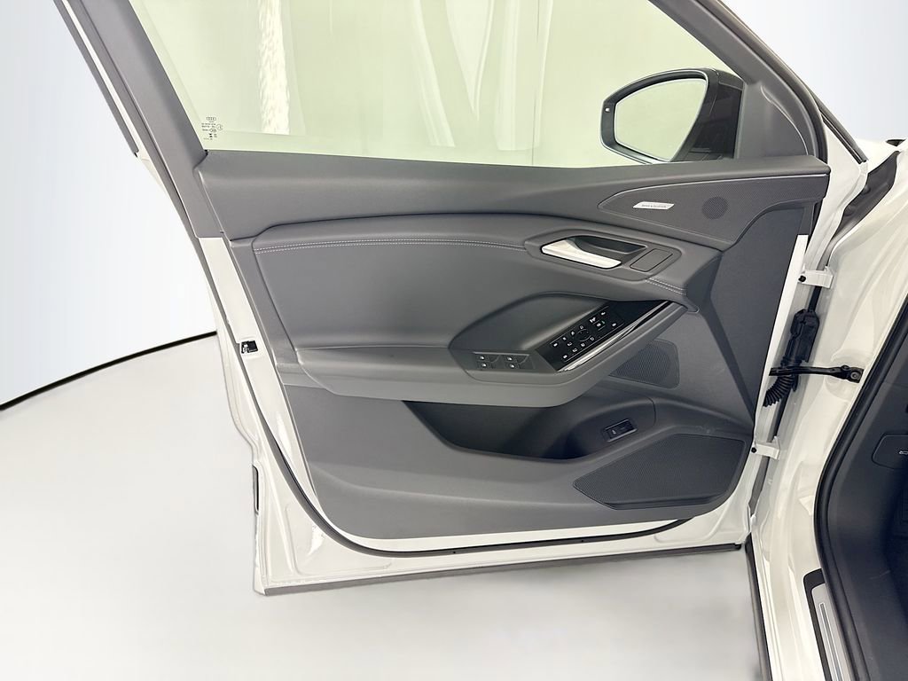 New 2027 Audi Q6 e-tron Premium Plus AWD/4WD image 25