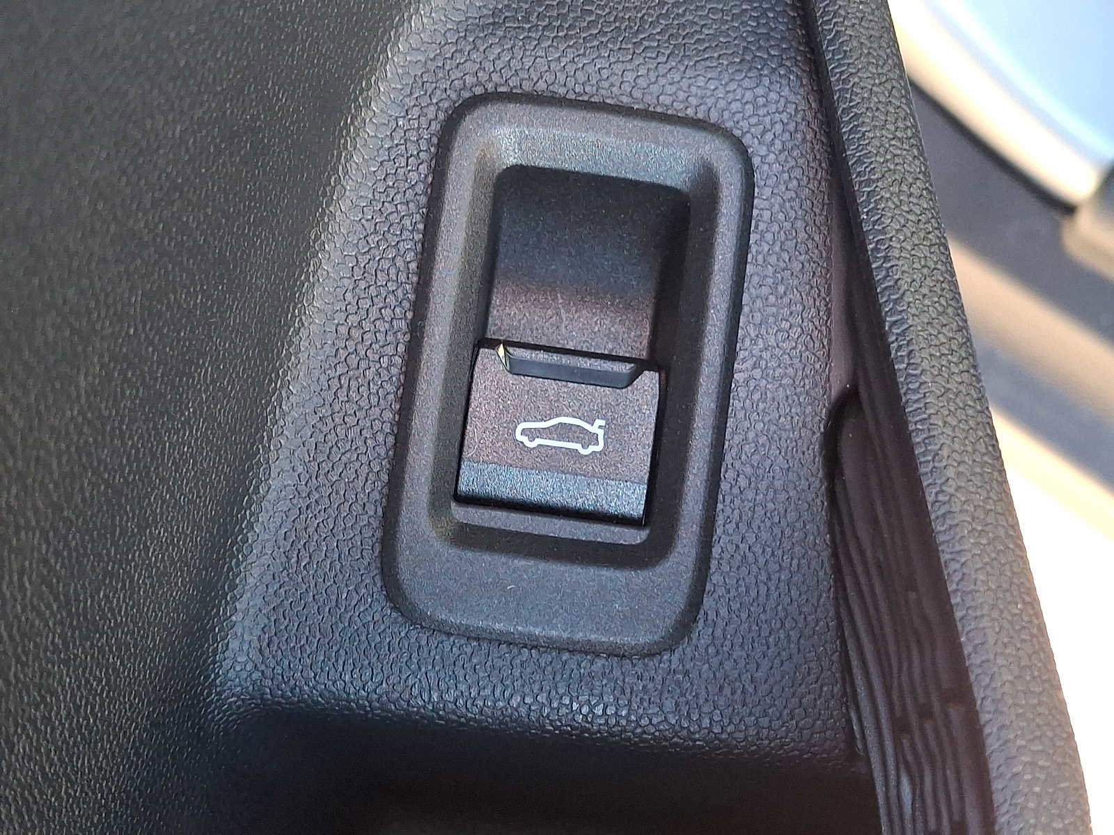 Certified 2025 MINI Cooper S image 24