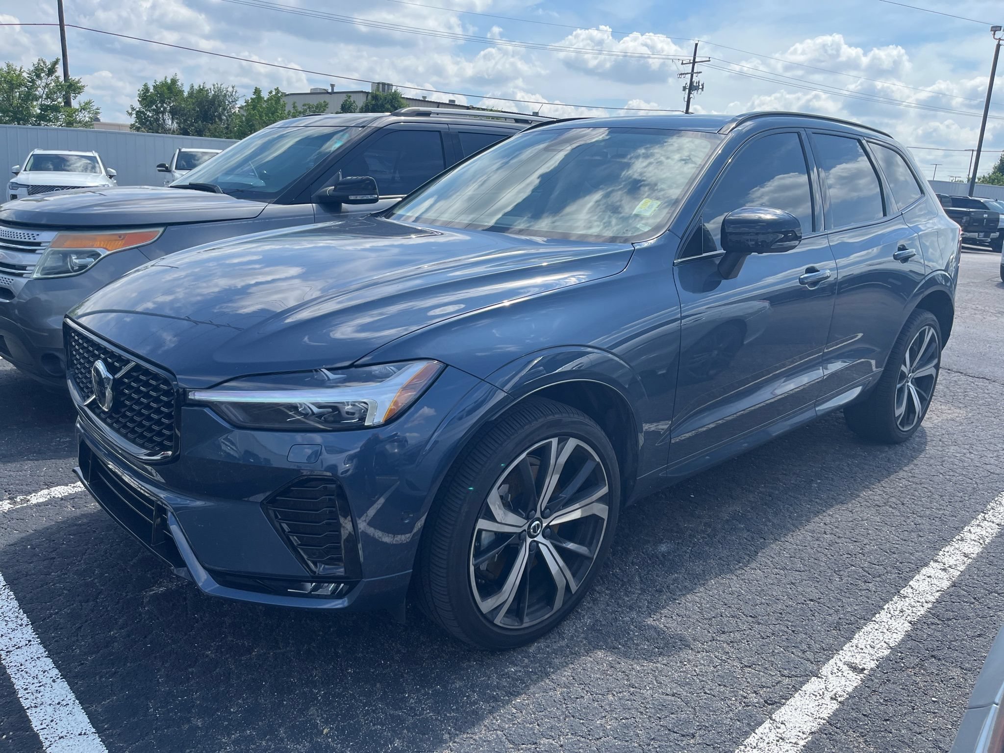 Used 2025 Volvo XC60 B5 Ultra w/ Protection Package Premier